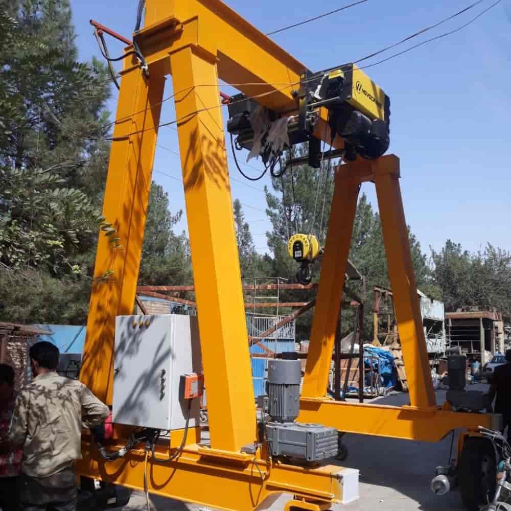 جرثقیل دروازه ای چهار چرخ متحرک ۱۰ تن